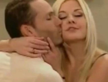 Δείτε πως είναι σήμερα το κορίτσι του Μάνθου Φουστάνου... (φωτο)